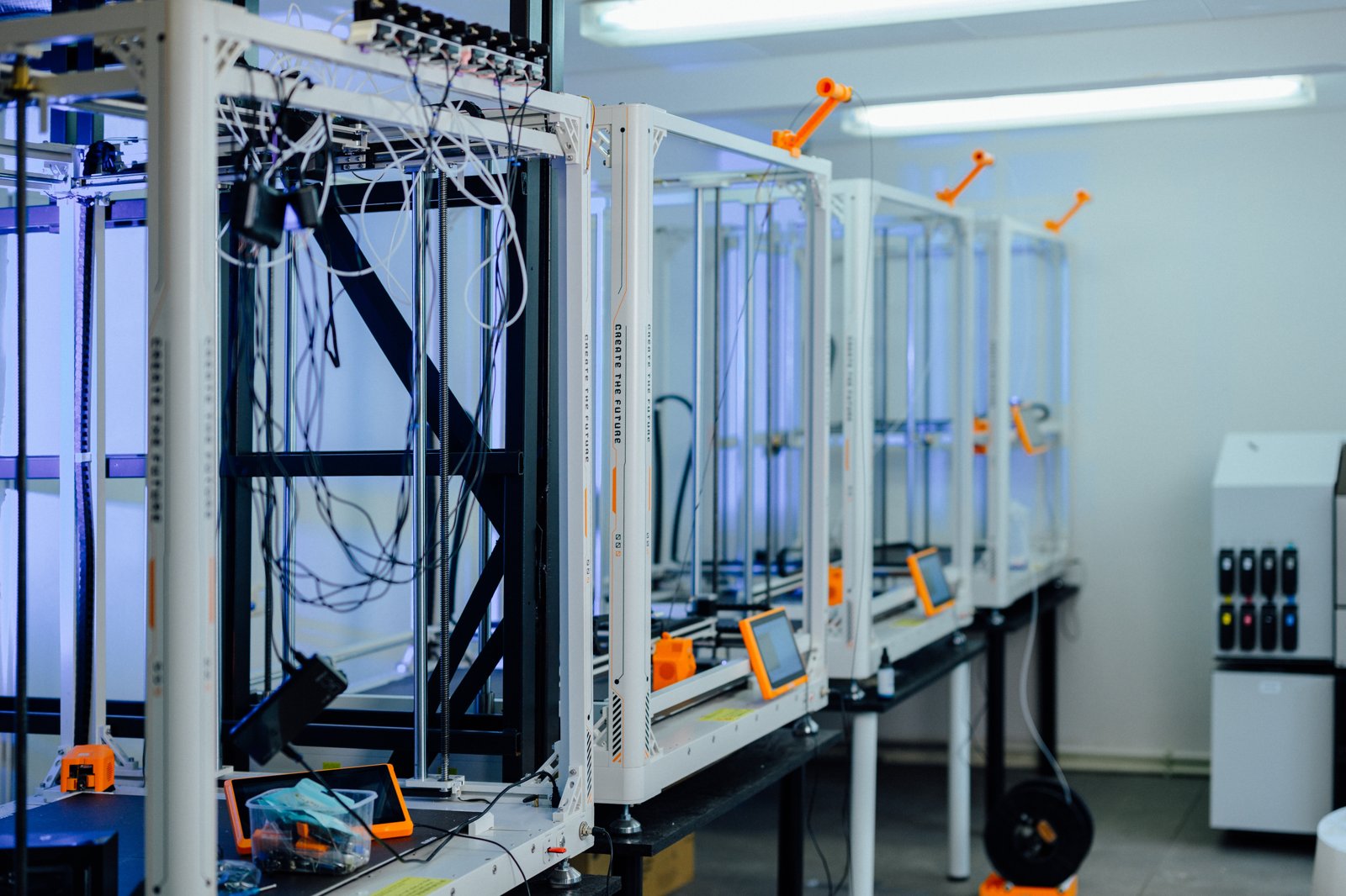 Large-format 3D printing at SLY Production