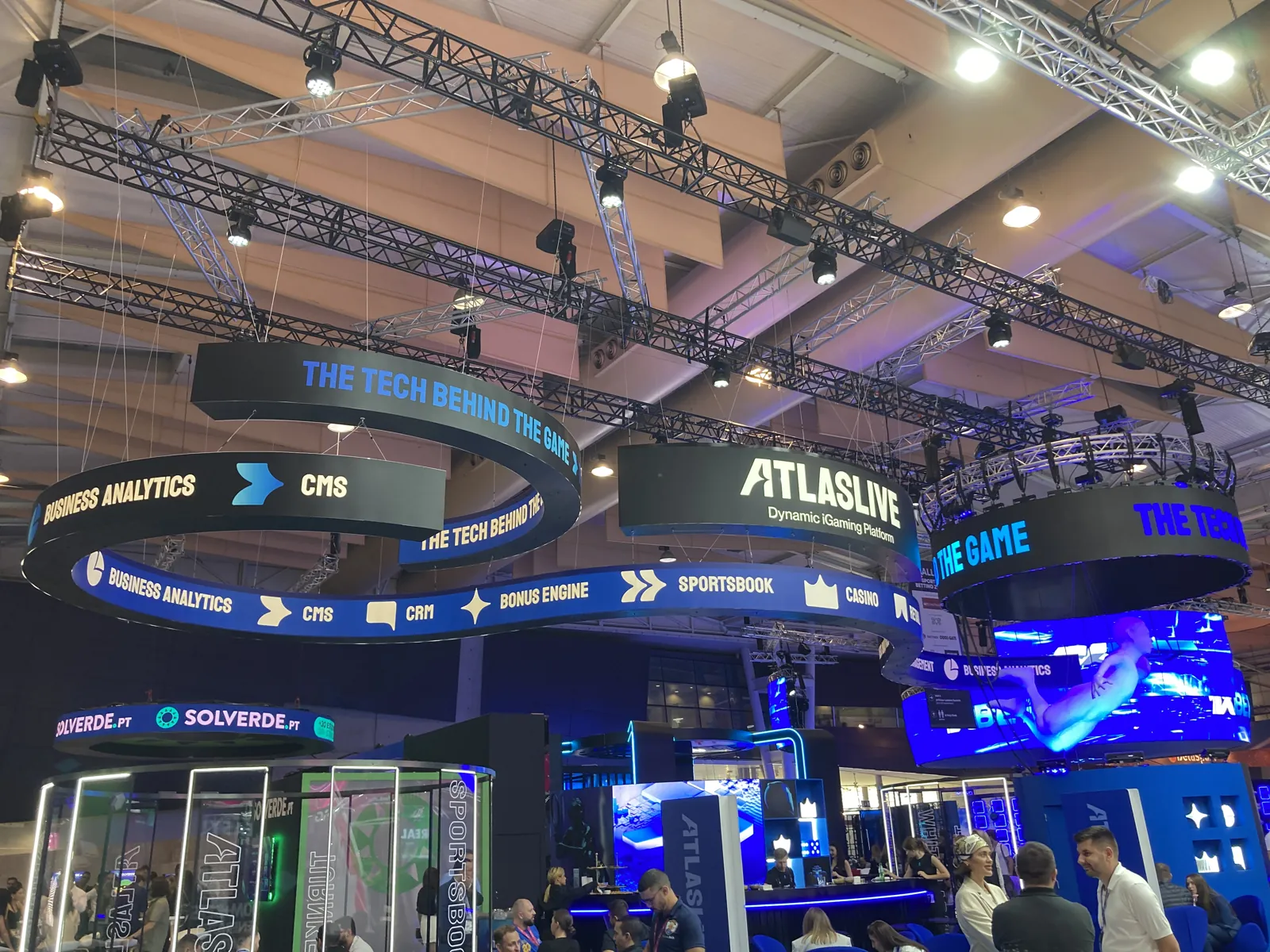 Atlas — exhibition stands project built by SLY Production, photo 2