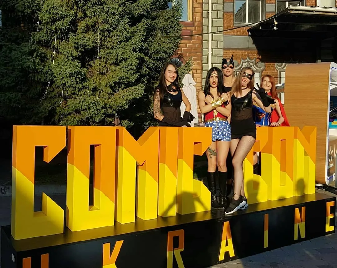 ComicCon Ukraine 3D letters — event decor project built by SLY Production, photo 4