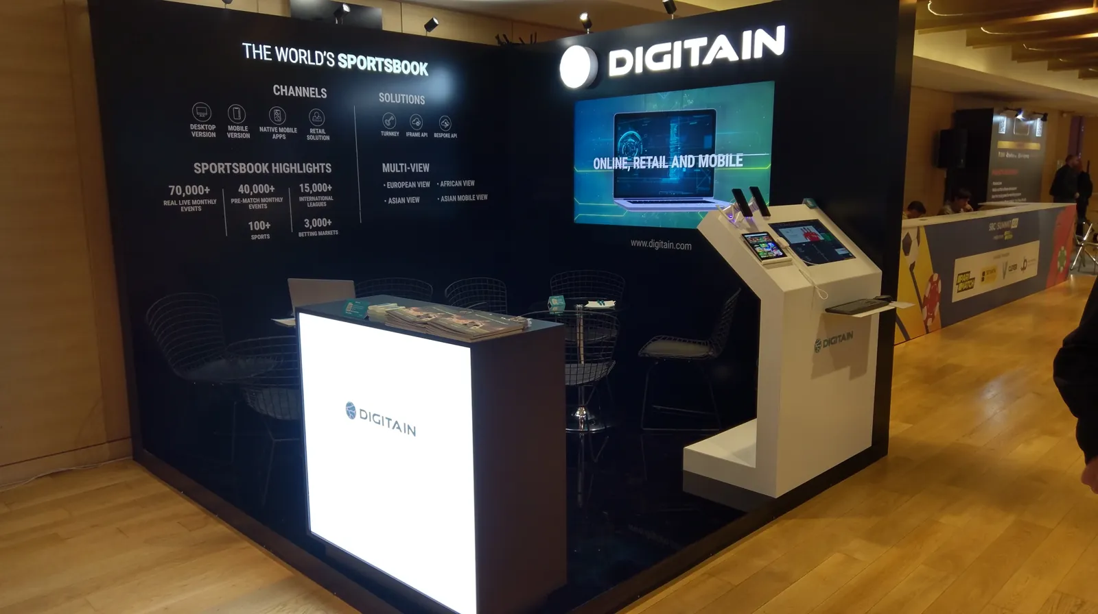 Digitain Kyiv KVC Parkovyi — exhibition stands project built by SLY Production, photo 2