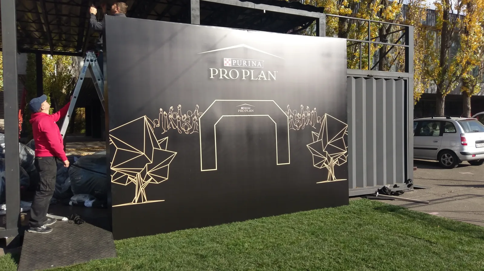Dog campus Purina — event decor project built by SLY Production, photo 3