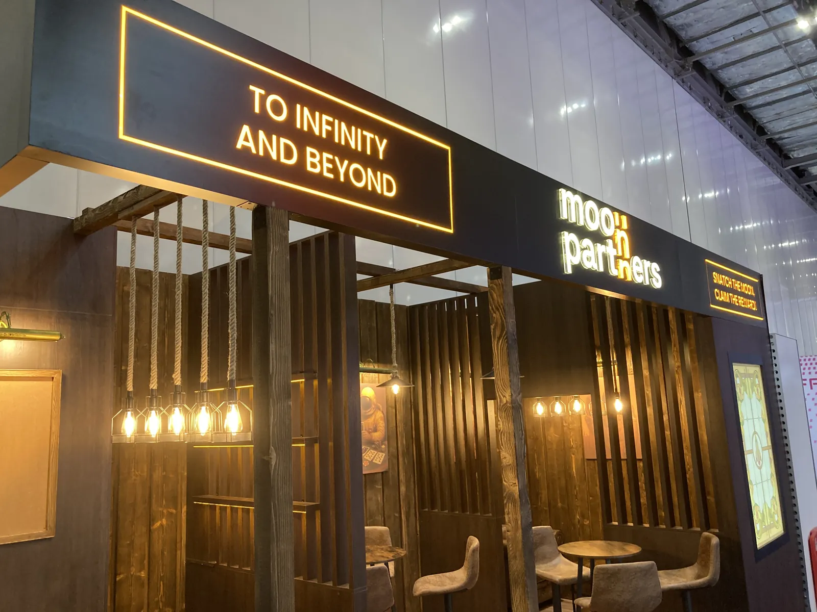 Moon Partners IGB London 2025 — exhibition stands project built by SLY Production, photo 2