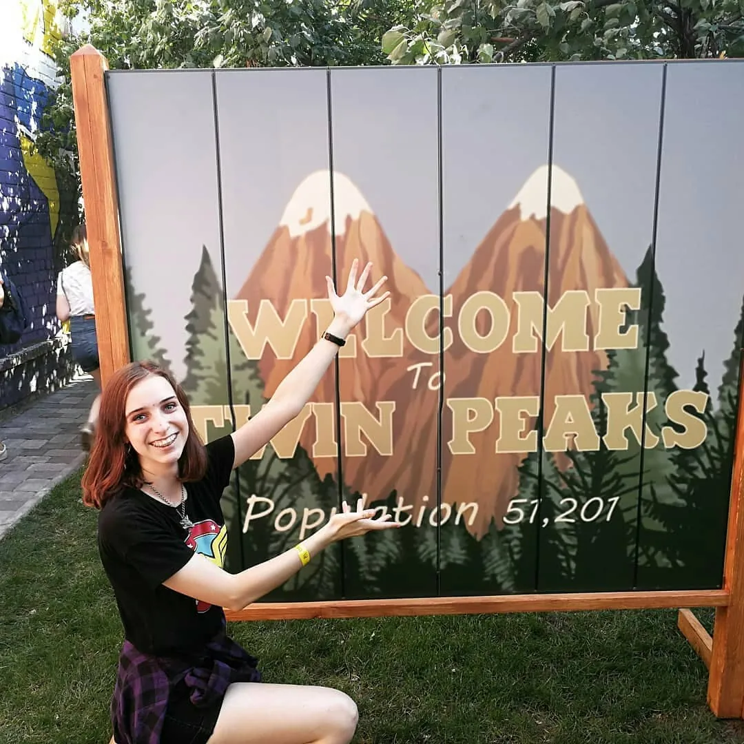 Twin Peaks photozone — event decor project built by SLY Production, photo 6